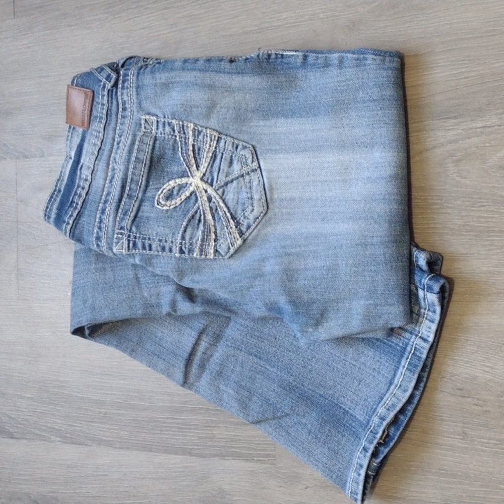 Wallflower Bootcut Jeans